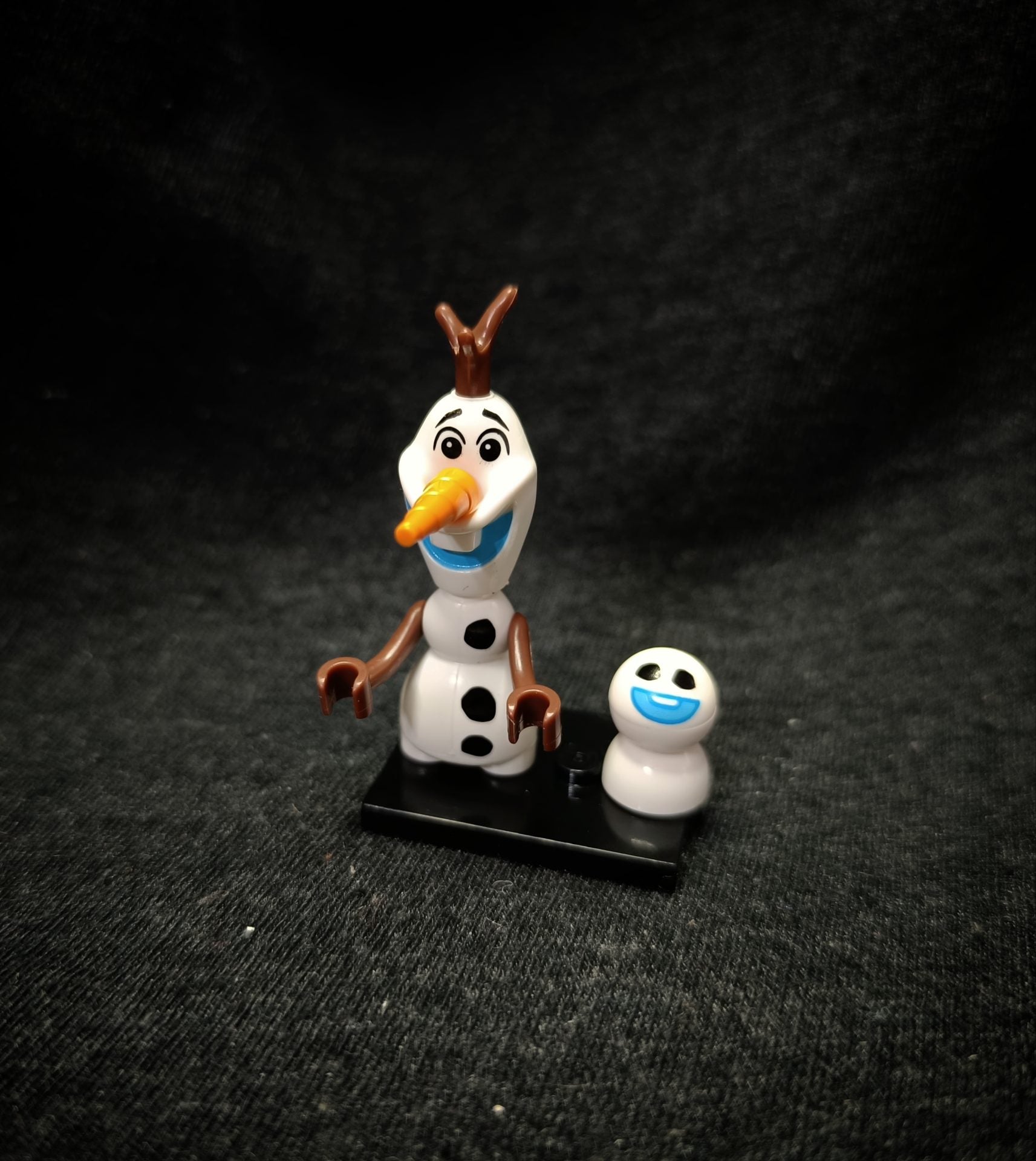 Jégvarázs figura - Olaf